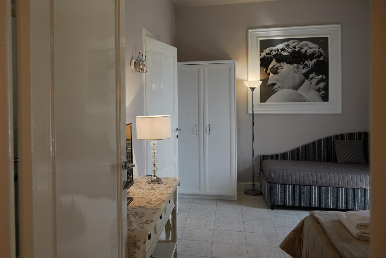 Leone X Guest House Флоренція Екстер'єр фото