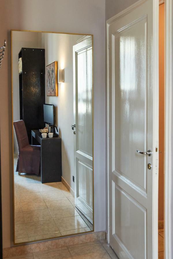 Leone X Guest House Флоренція Екстер'єр фото